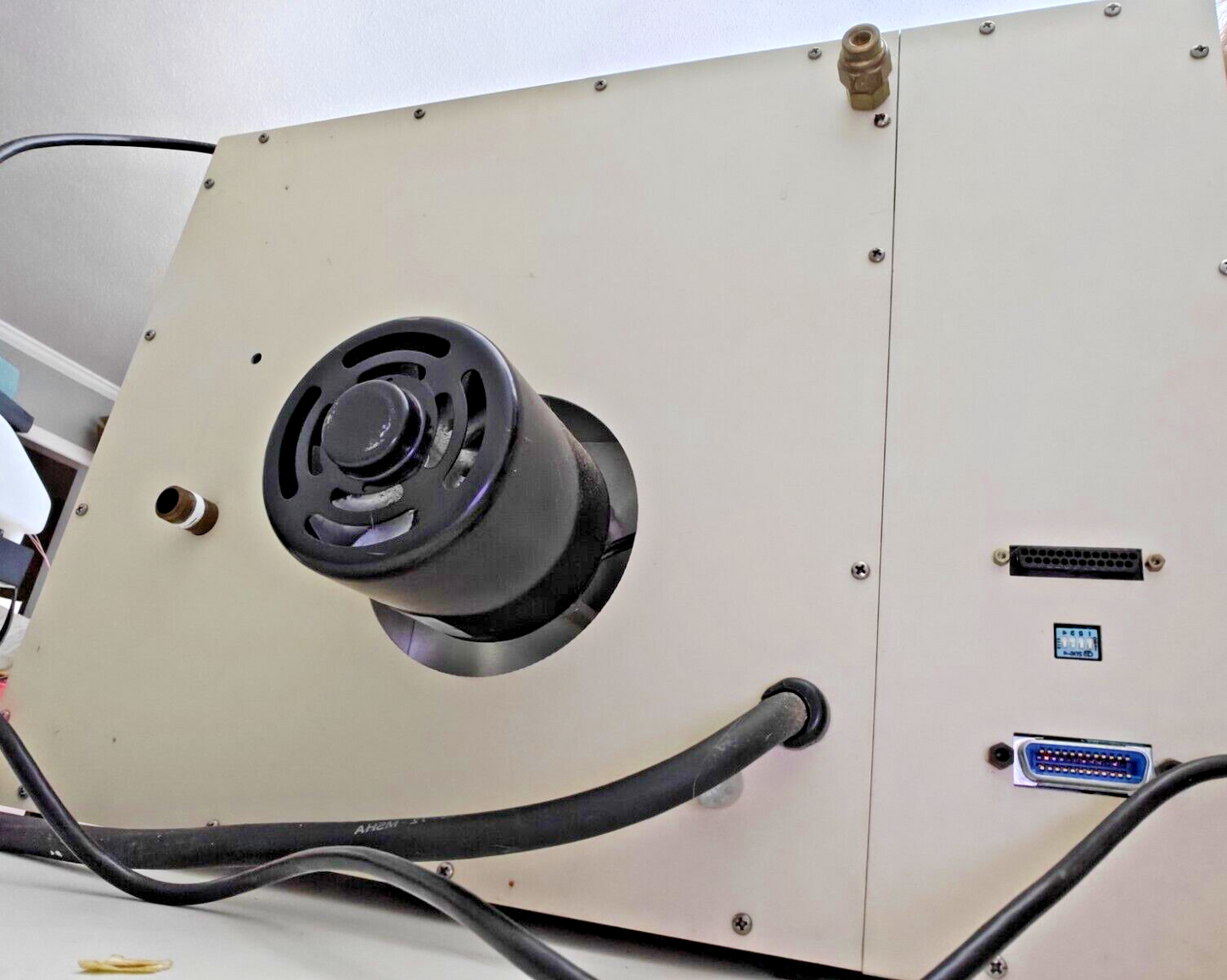 SUN SYSTEMS EC01 ENVIRONMENTAL CHAMBER, 0.7 ft³, -100ºC to +300ºC RANGE