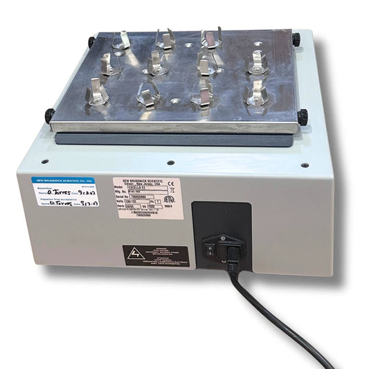 New Brunswick Scientific Excella E2 Platform Orbital Laboratory Shaker