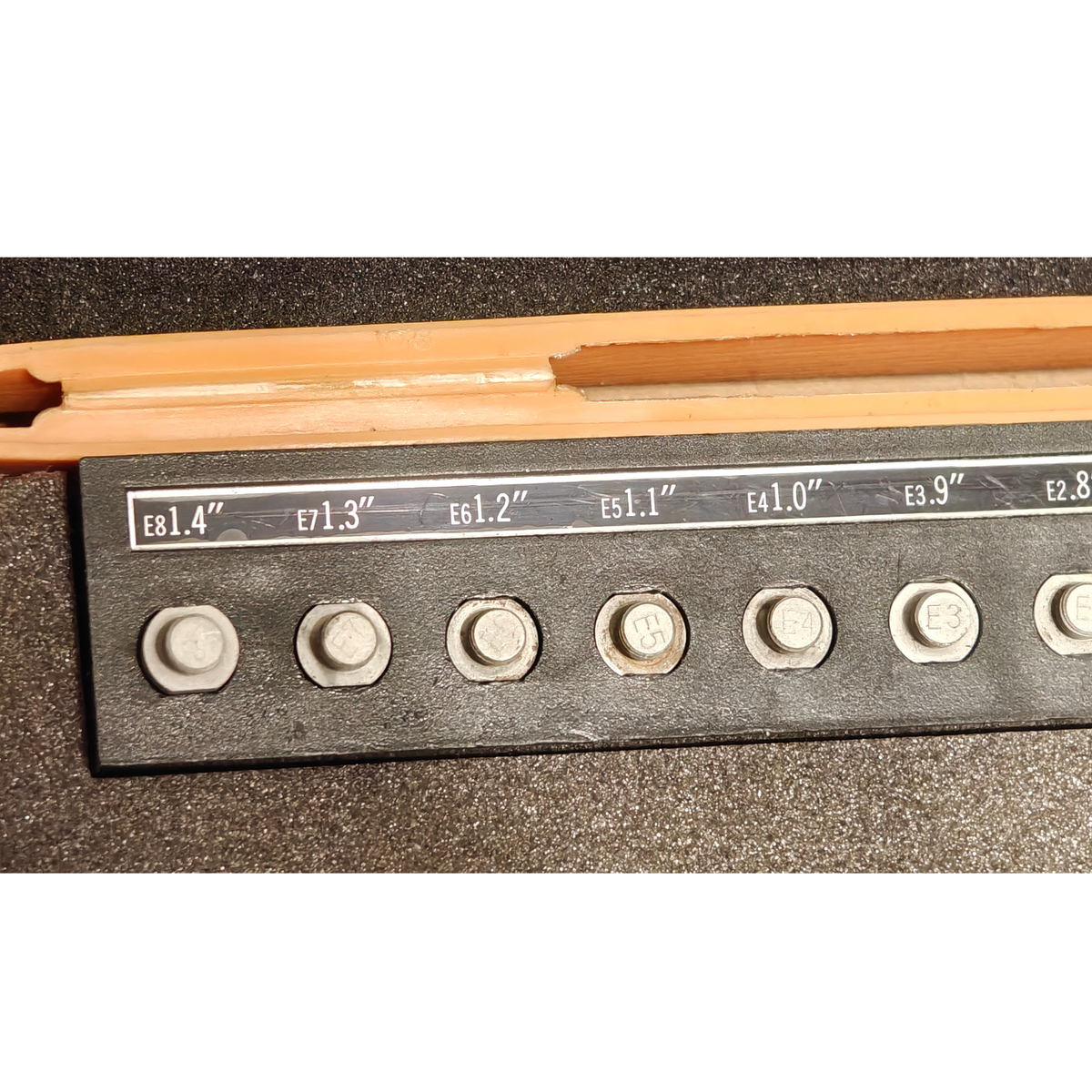 Mitutoyo 511-104N Dial Bore Gauge Set 0.7-1.4" Range .0001" 2923-10 Indicator