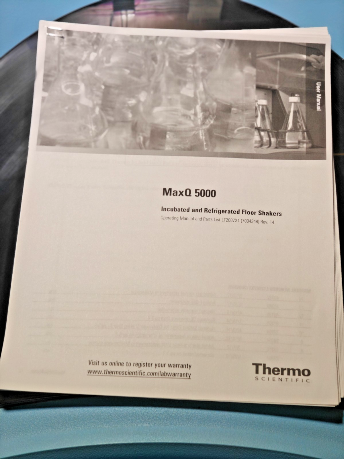 Thermo Scientific MaxQ 5000 Incubated Floor Shaker [SHKE5000] with Flask Clamps
