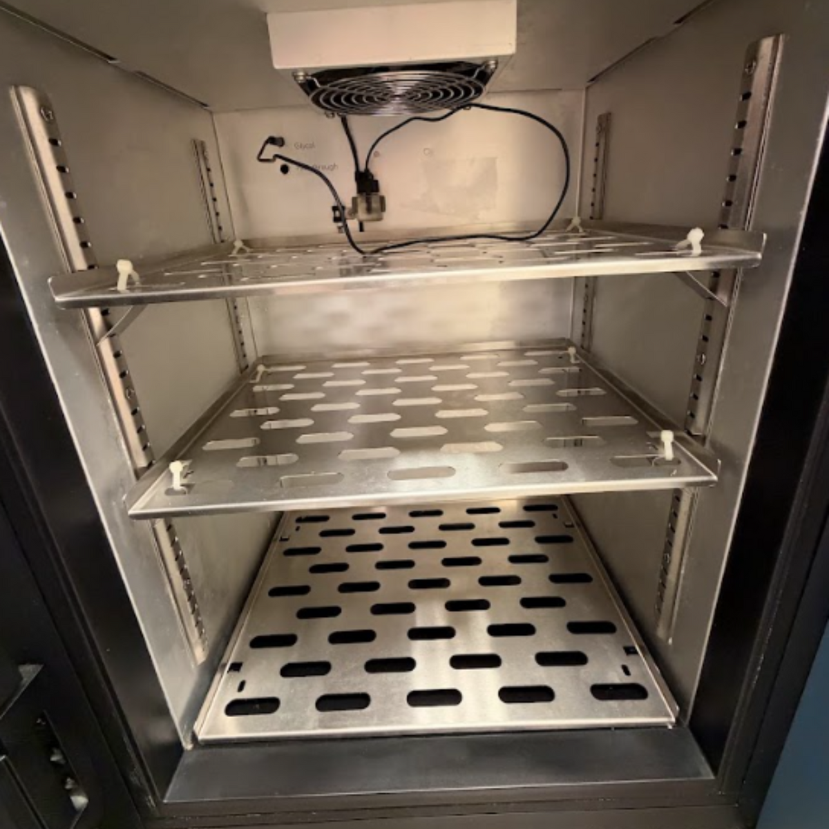 Helmer Scientific MLR102 1.8 cu ft Medical Countertop Refrigerator Fridge Lab