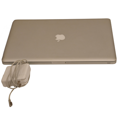 Apple MacBook Pro 17" Mid 2010 2.66GHz i7 4GB RAM Dual Boot Win 10 Pro / macOS
