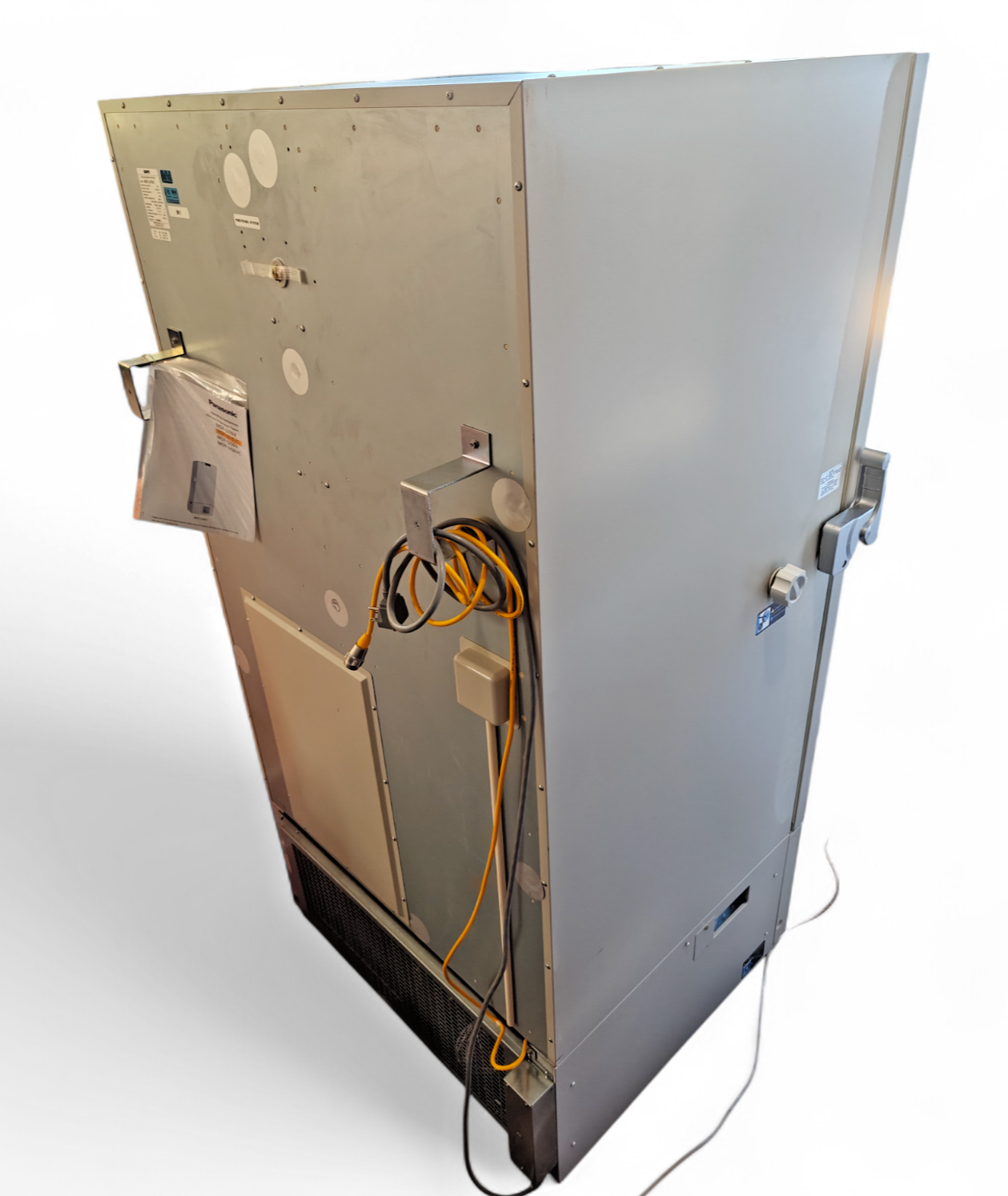 Sanyo MDF-U76VC -86°C ULT Lab Freezer 25.7 cu ft VIP Ultra-Low 220V | TESTED