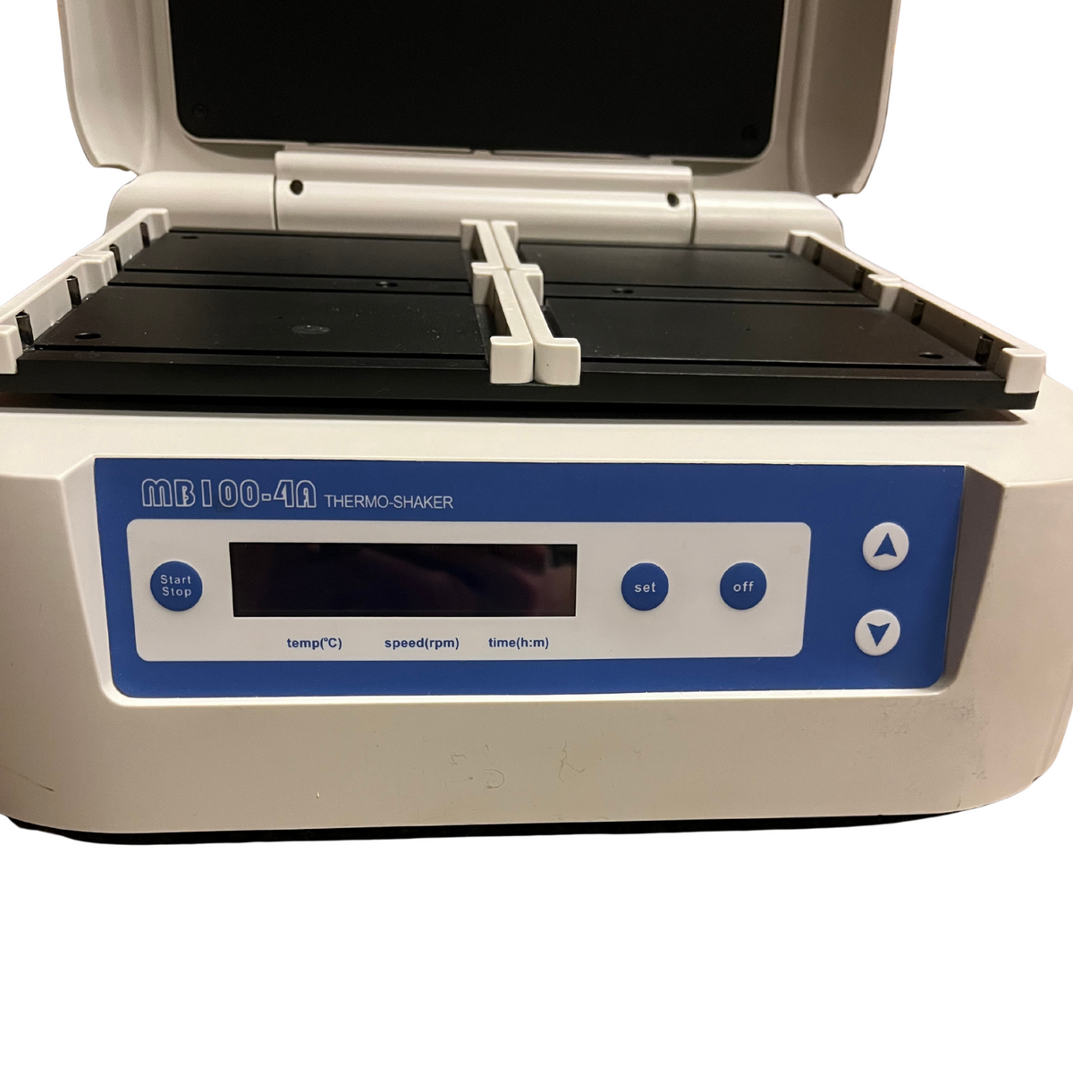 Allsheng MB100-4A Thermo Shaker Incubator for 4 Microplates 110V Lab Mixer