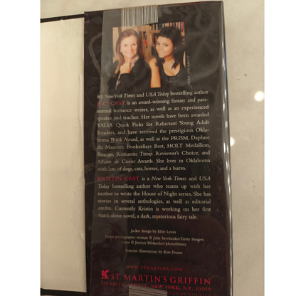 Lenobia's Vow by P.C. Cast & Kristin Cast Hardcover House of Night Novella Book