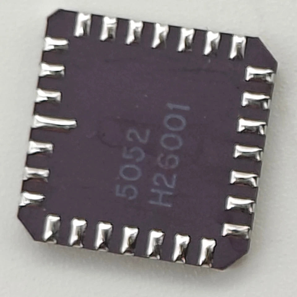 AD9002SE monolithic ADC ceramic package top view