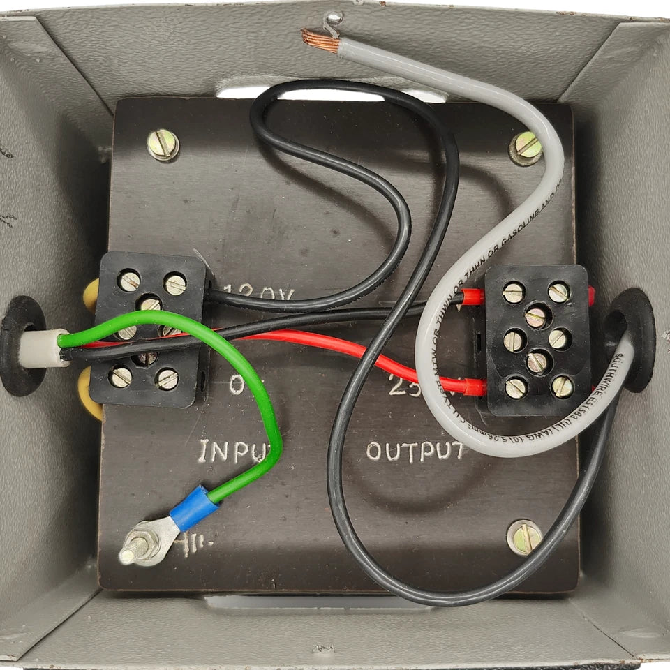 Internal wiring of ARGO B-2015 industrial transformer