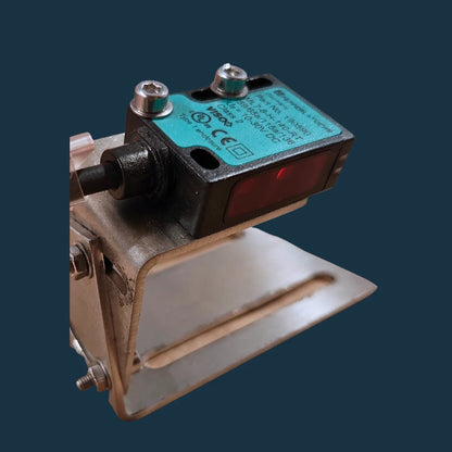 Pepperl+Fuchs ML7 190590 Photoelectric Sensor 5-140mm | Red Light | IP67/IP69K