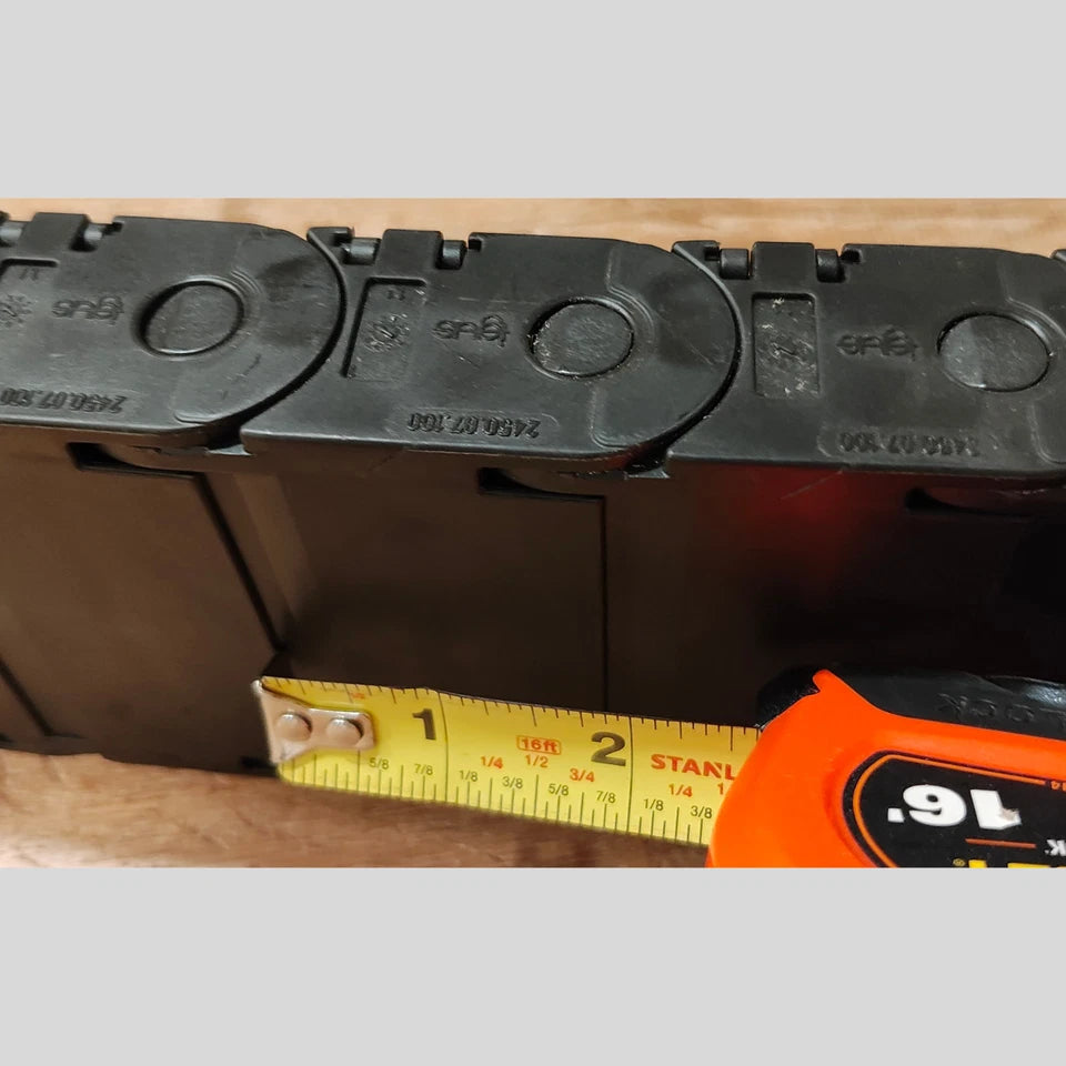 IGUS E-Chain 32" 17-Link Custom Cable Carrier 2450.07.100 / 24800.07/1.1