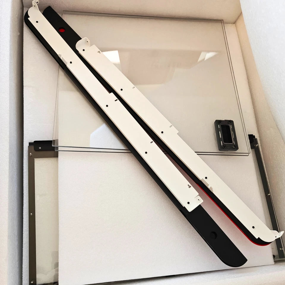 Analytik Jena UVP PCR HEPA Hood UV Enclosure | 31" x 21.5" x 29" Work Chamber
