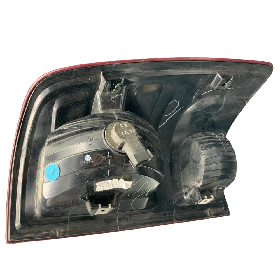 DODGE RAM 1500 OEM LEFT REAR DRIVER TAIL LIGHT 2009-2018 BRAKE LAMP [55277415AC]
