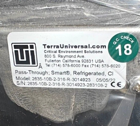 Terra Universal [2635-10B-2-316-R] Smart Refrigerated Pass-Through Chamber 24x24
