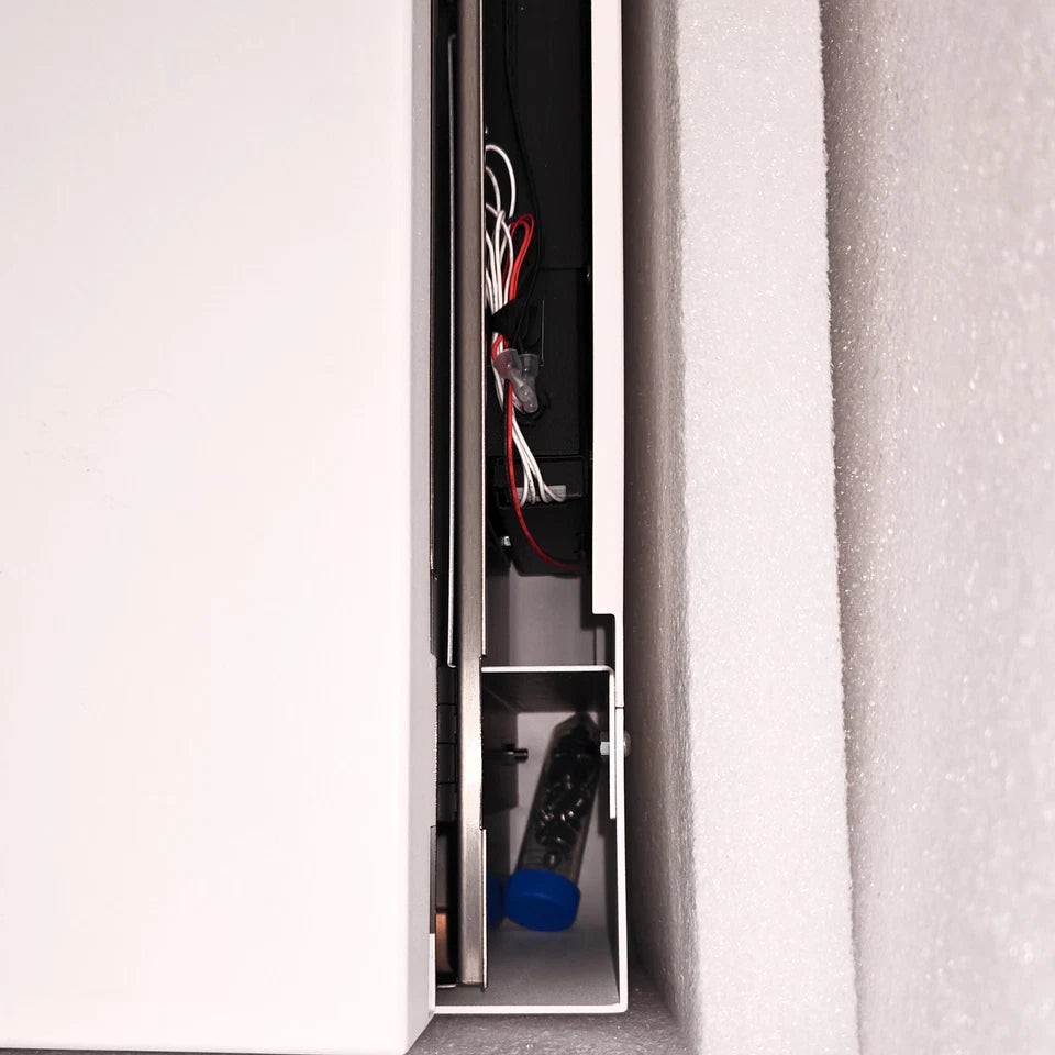 Analytik Jena UVP PCR HEPA Hood UV Enclosure | 31" x 21.5" x 29" Work Chamber