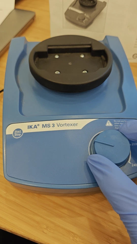IKA MS3 Vortex Mixer with Power Supply - TESTED [MS 3 B S36] Agilent Lab Shaker