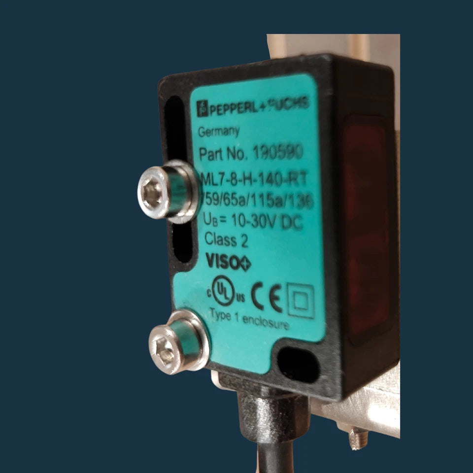 Pepperl+Fuchs ML7 190590 Photoelectric Sensor 5-140mm | Red Light | IP67/IP69K